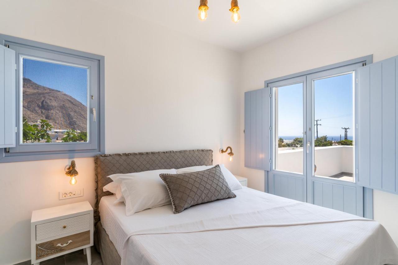 Santorossa Luxury Villas Emborió Kültér fotó