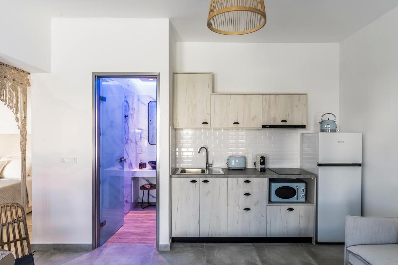 Santorossa Luxury Villas Emborió Kültér fotó