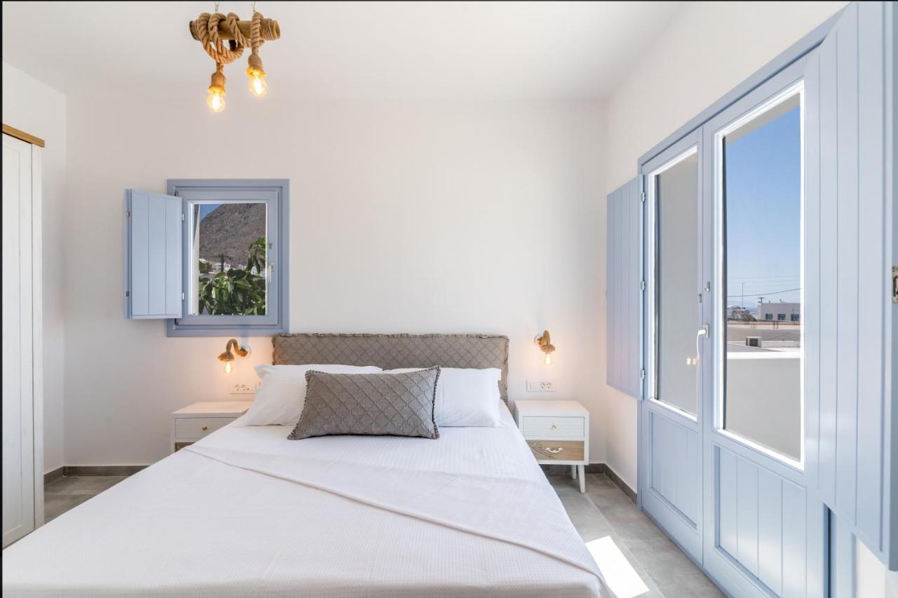 Santorossa Luxury Villas Emborió Kültér fotó