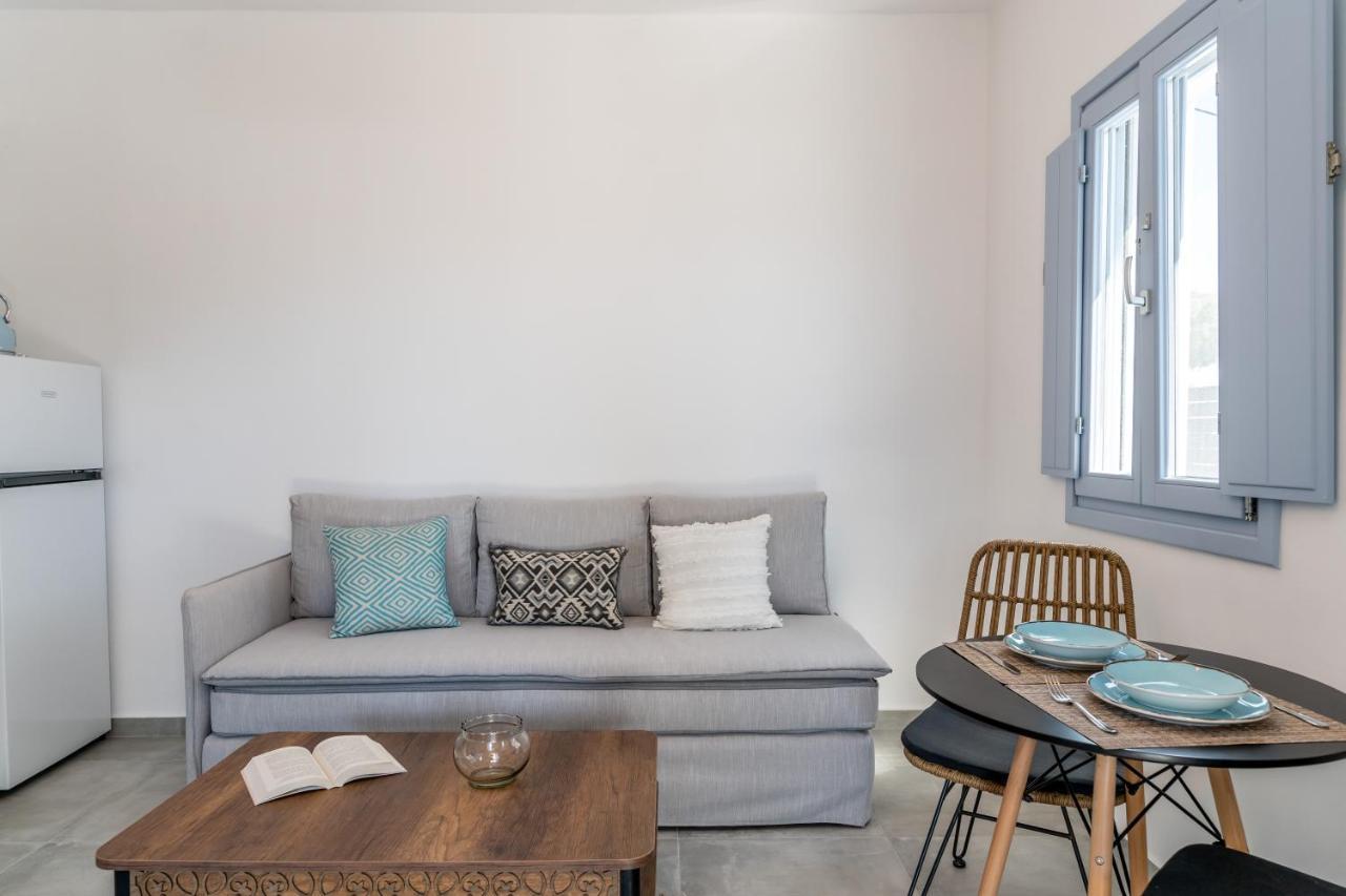 Santorossa Luxury Villas Emborió Kültér fotó
