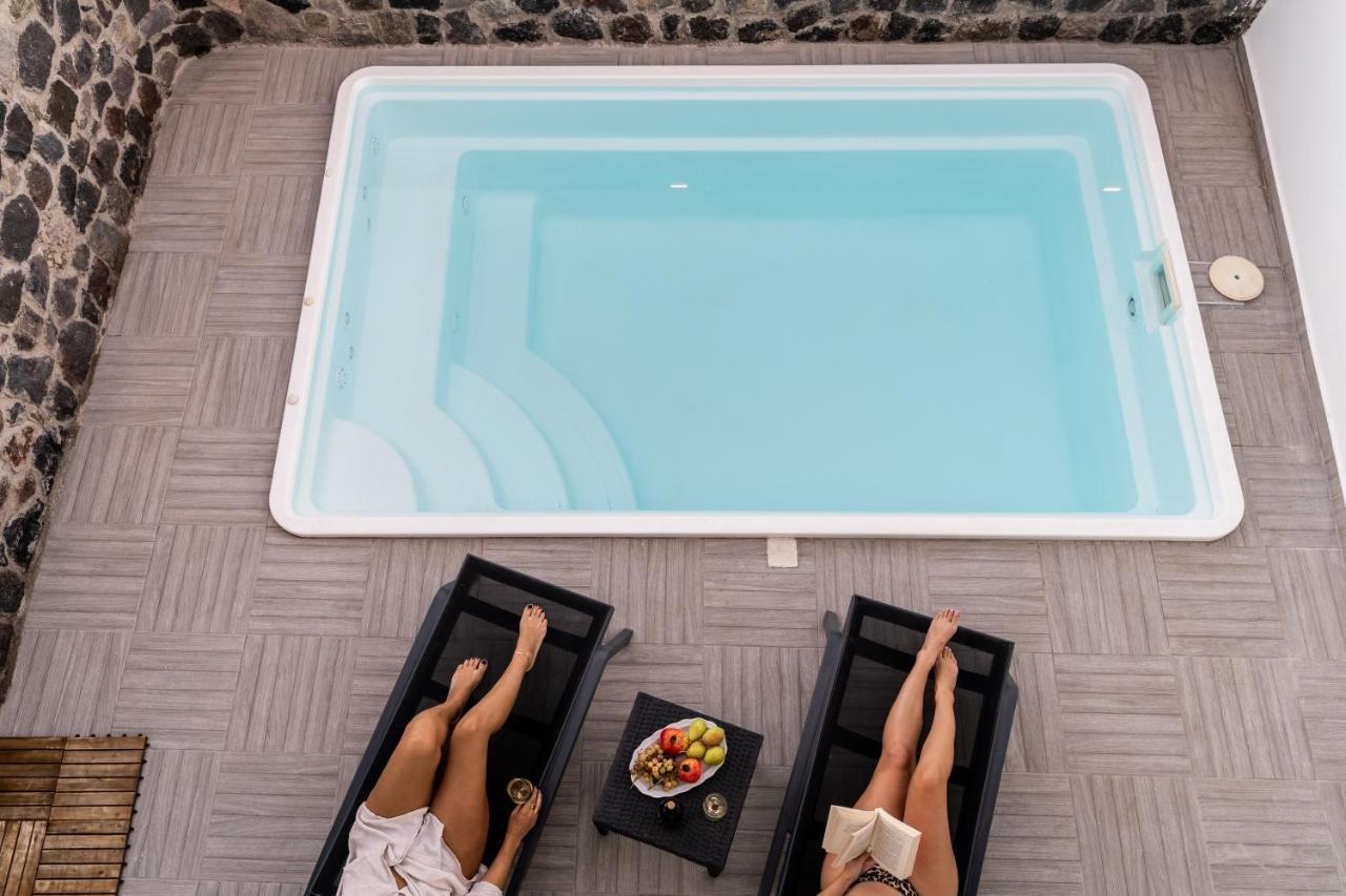 Santorossa Luxury Villas Emborió Kültér fotó