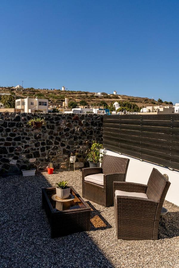 Santorossa Luxury Villas Emborió Kültér fotó